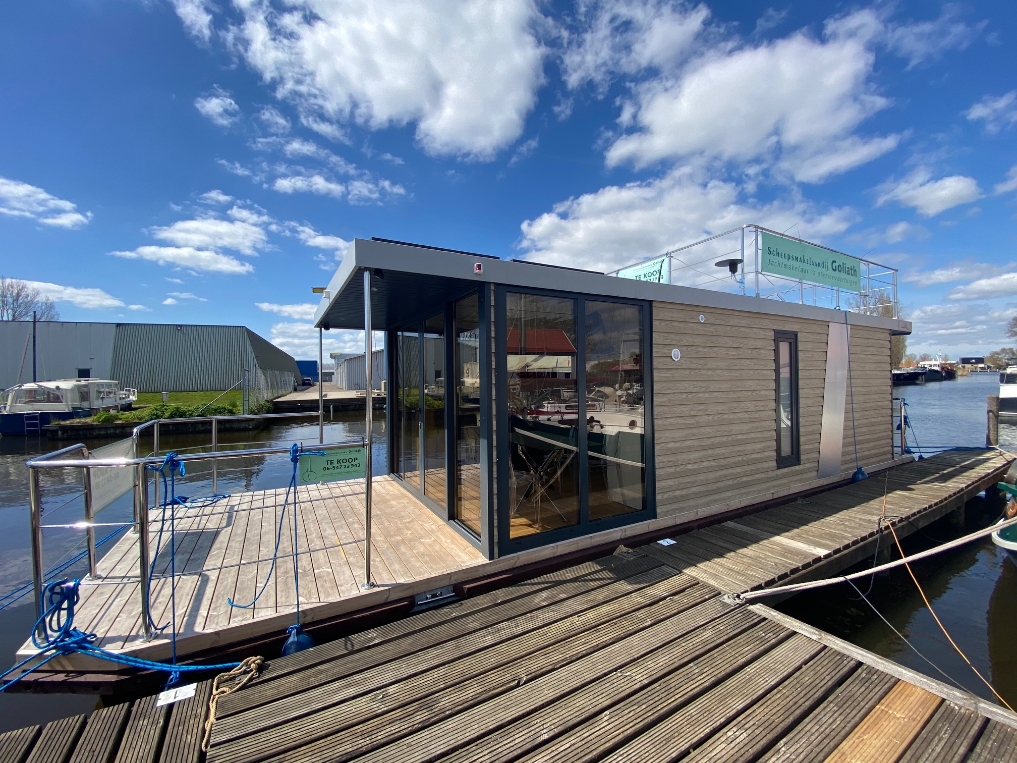 foto: 26 Campi 340 Houseboat