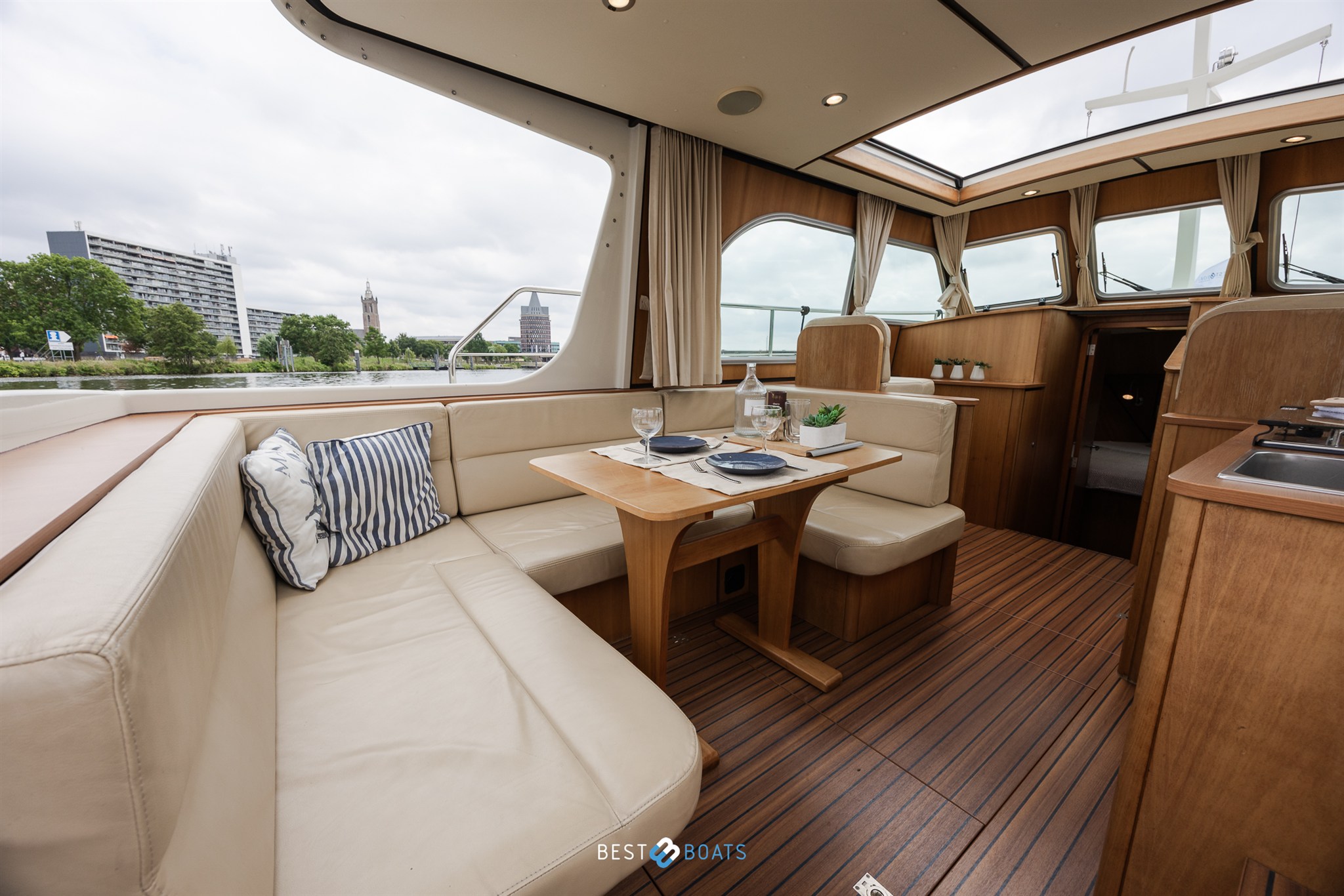 foto: 19 Linssen Grand Sturdy 25.9 SCF