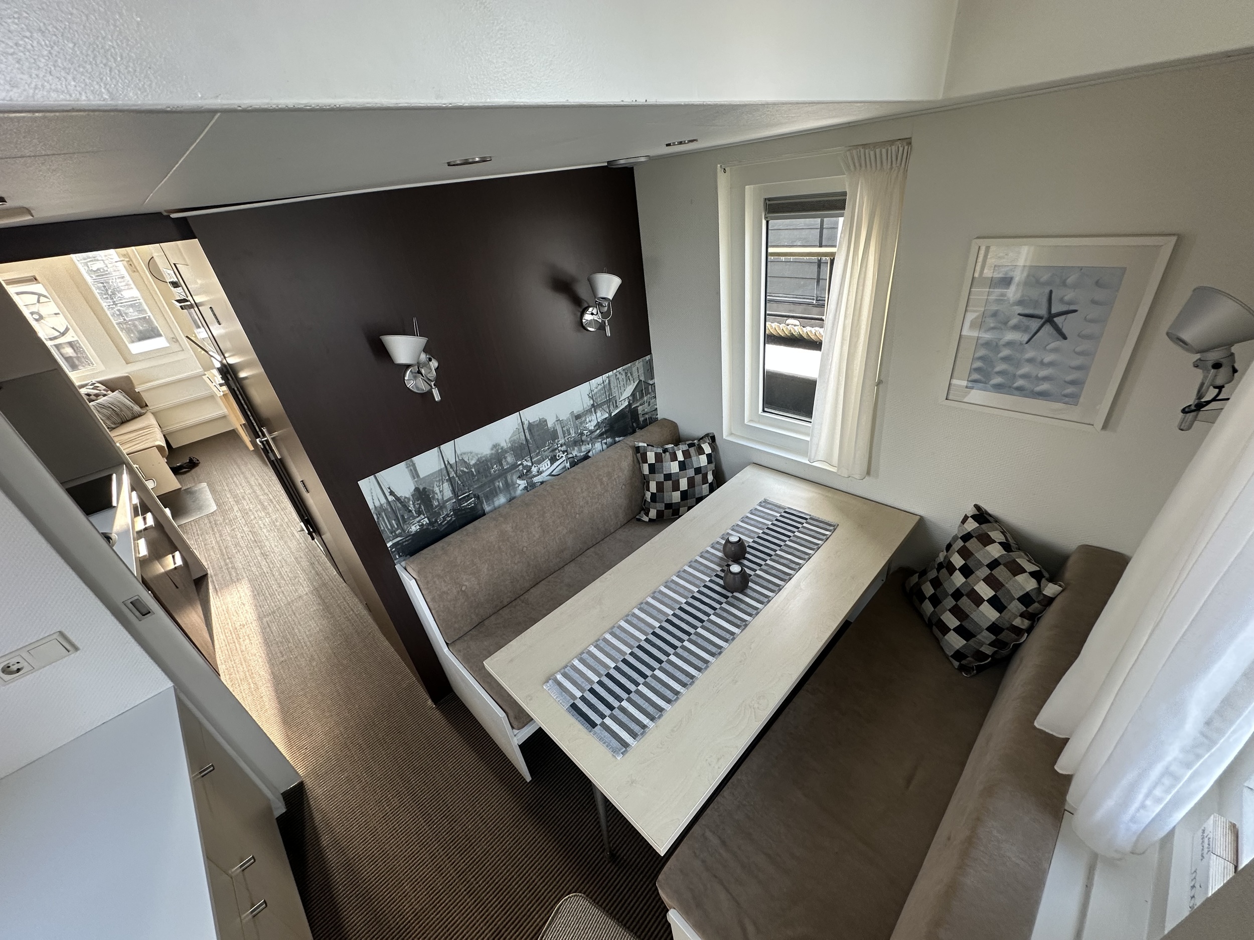 foto: 22 PRINS HOMESHIP 1350 Flark Houseboat