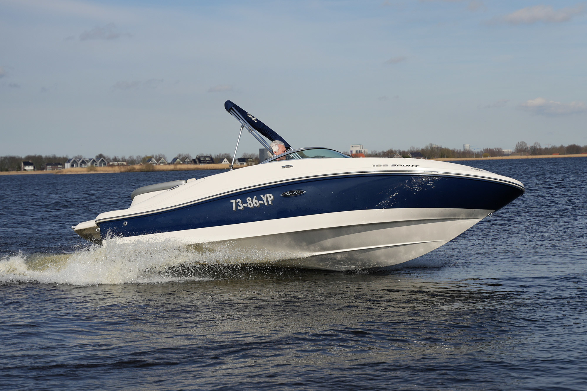 foto: 18 Sea Ray 185 Sport