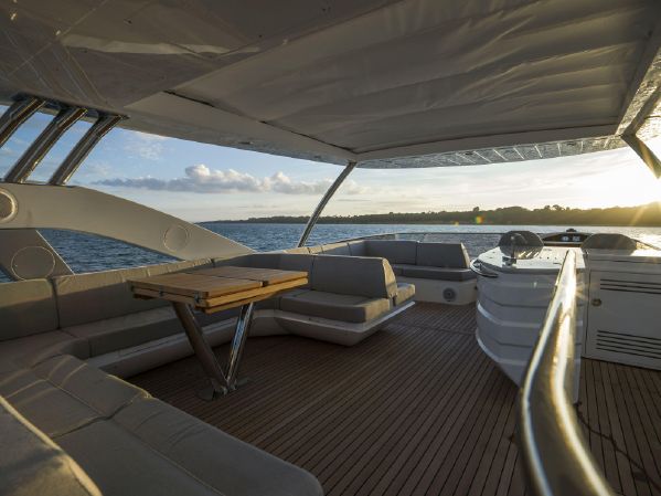 foto: 21 Sunseeker 75 Yacht