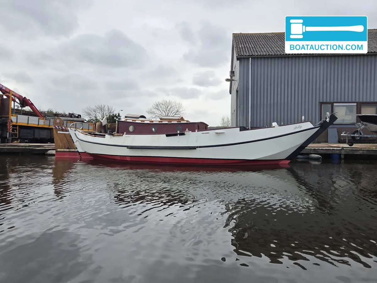 foto: 9 Schokker 945