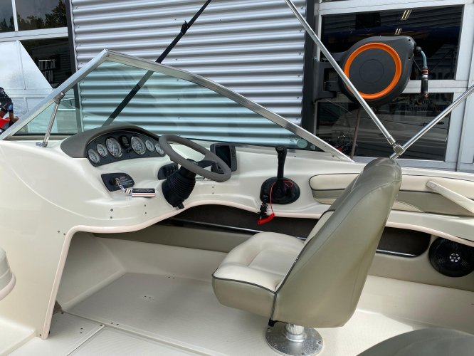 foto: 6 Sea Ray 185 Sport