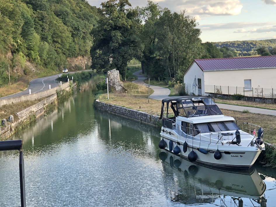 foto: 34 Vri-Jon Contessa 40