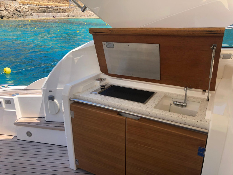 foto: 8 Fairline Targa  44 HT