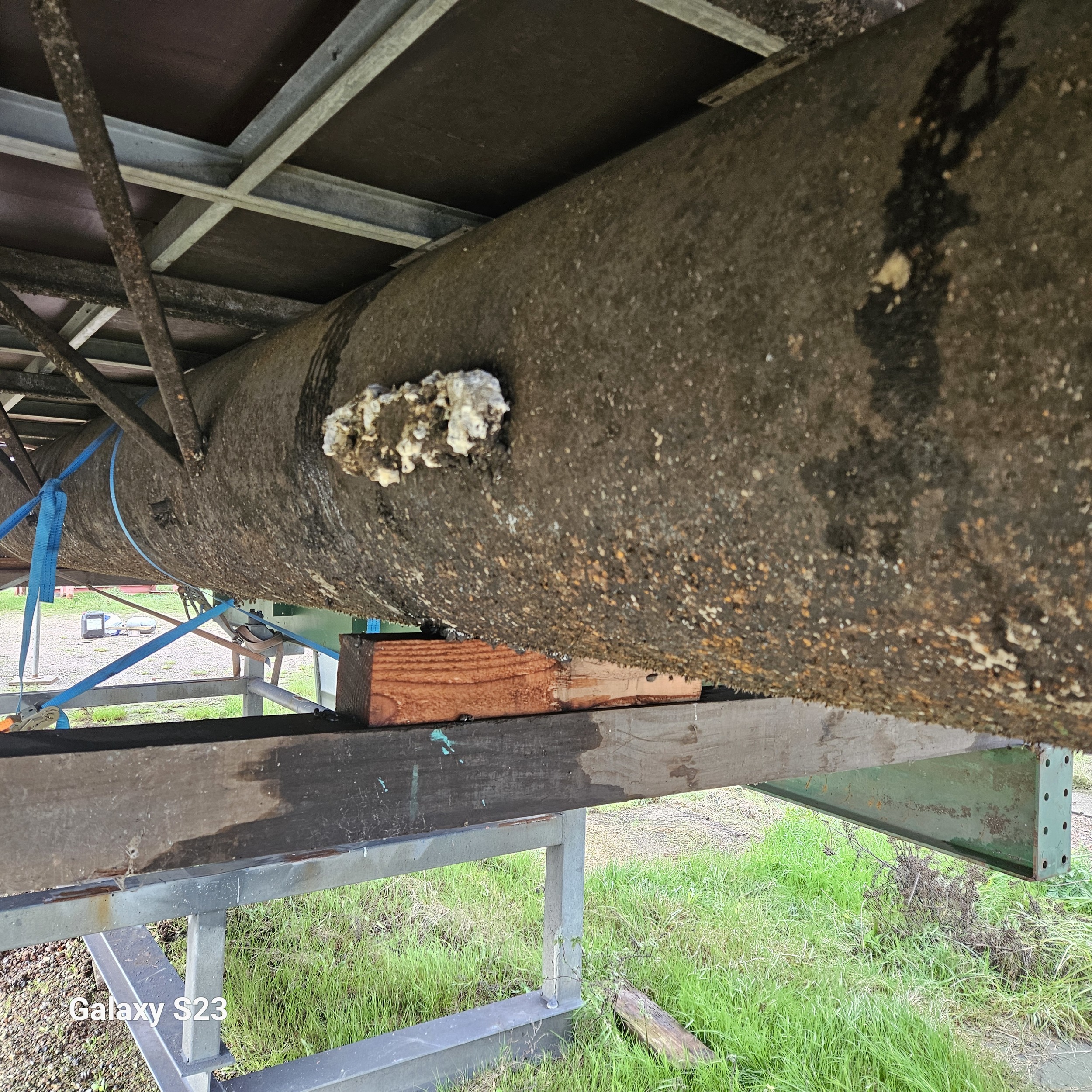 foto: 15 LST Boatin (onderstel) Houseboat