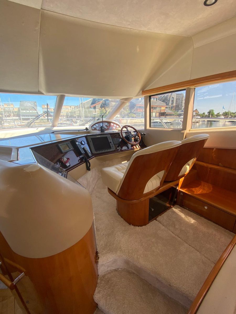 foto: 12 Princess 52 FLY