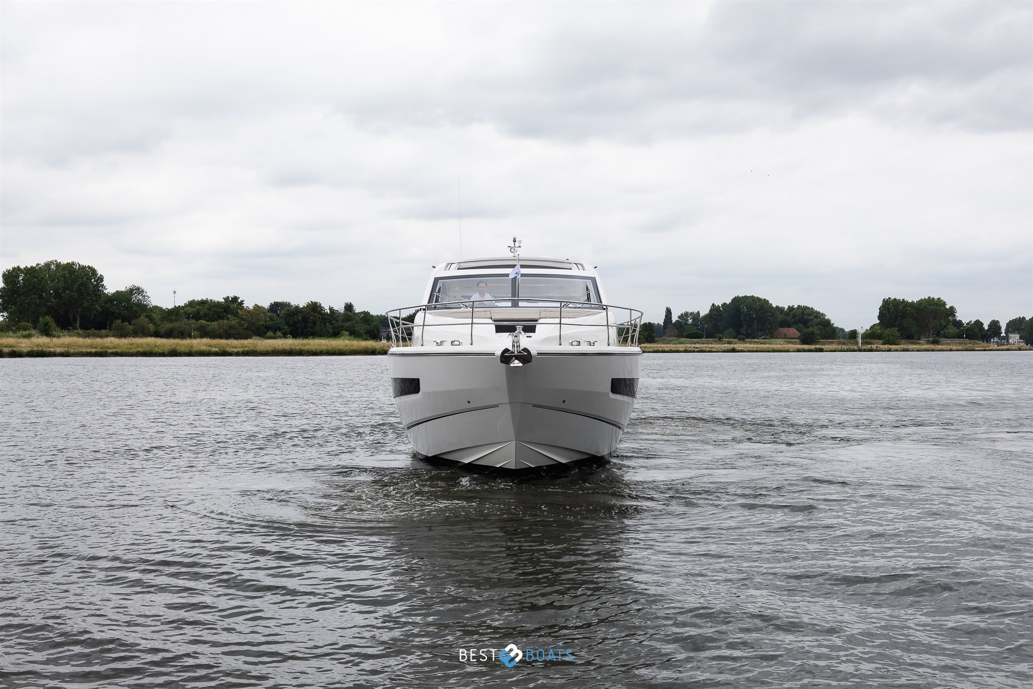foto: 37 Fairline Targa 53 OPEN