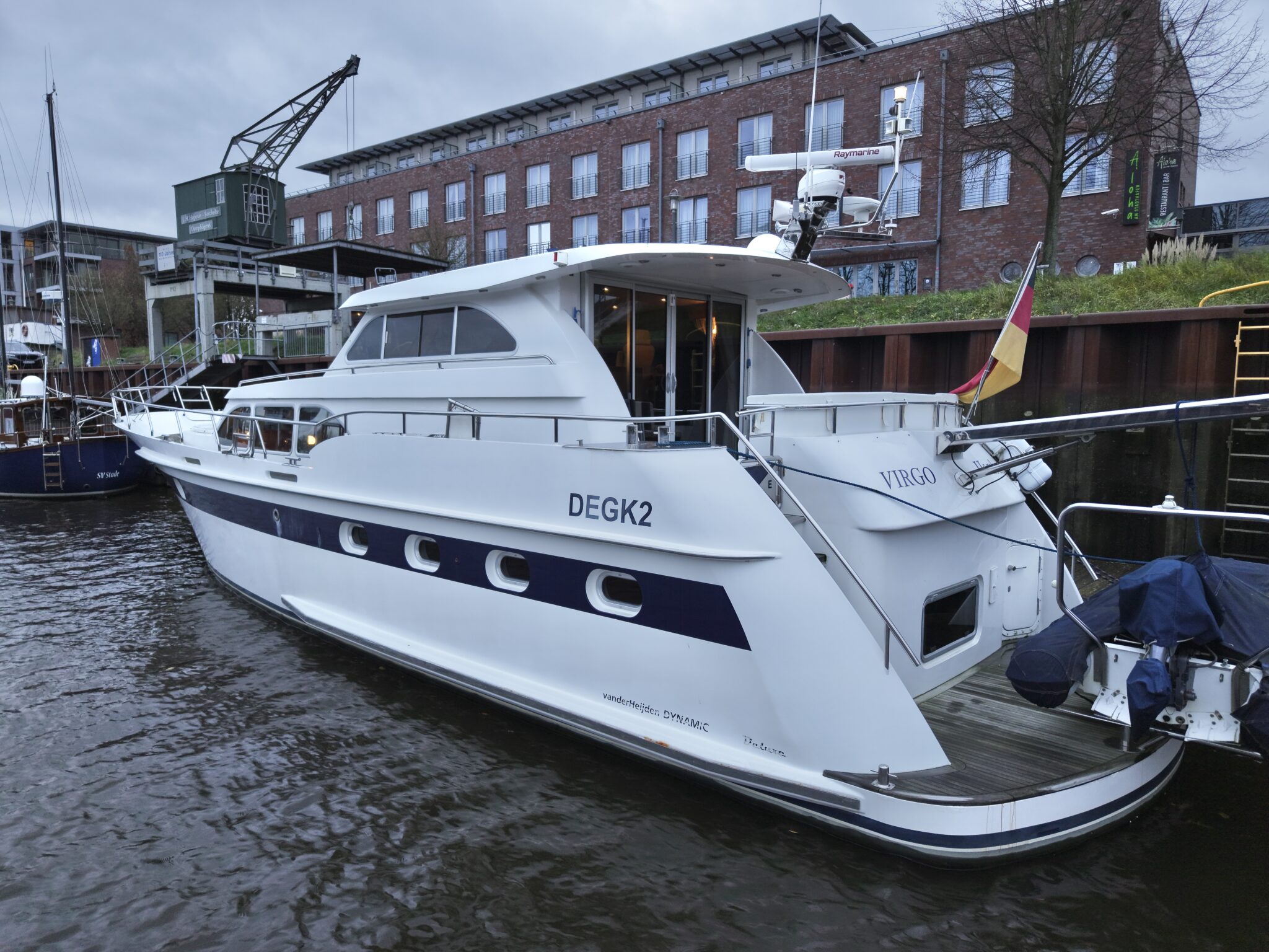 foto: 16 Van der Heijden Van der Heijden 17.00 Dynamic Deluxe VS