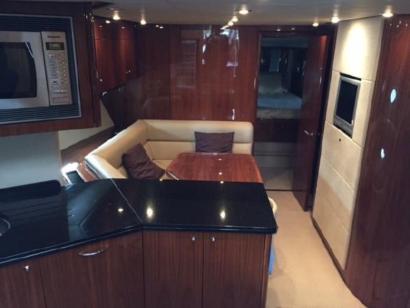 foto: 11 Sunseeker Predator 72