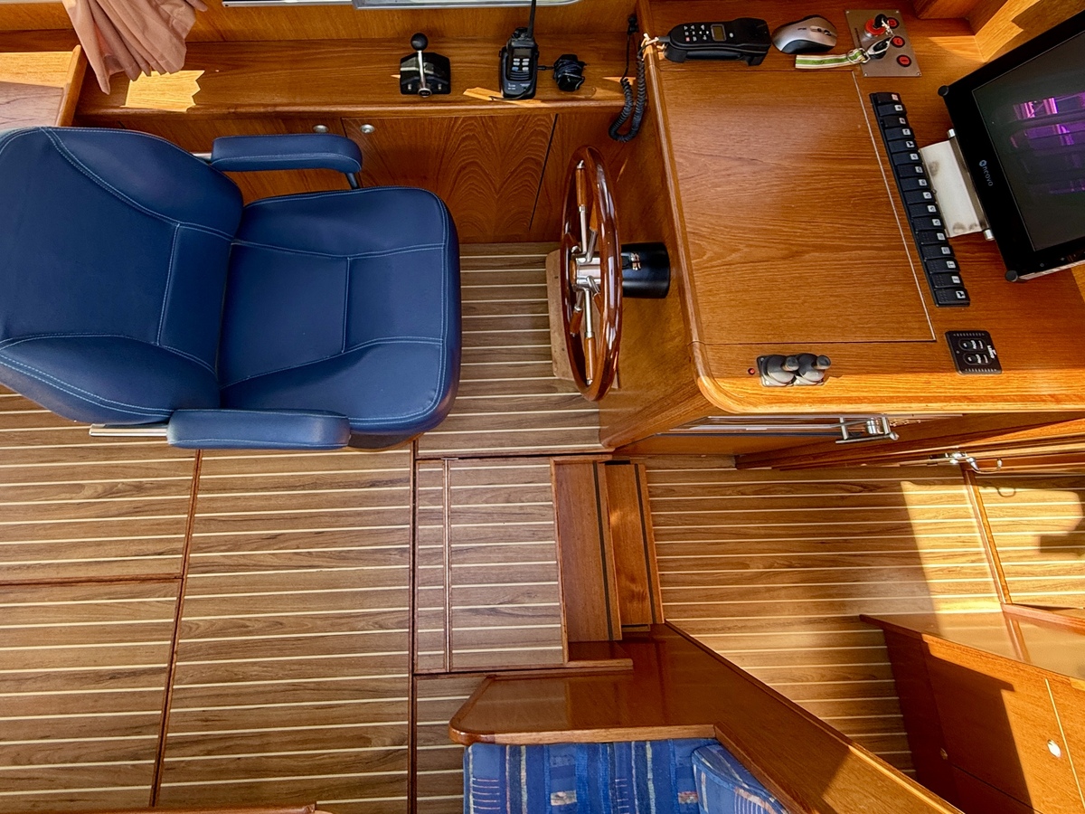 foto: 43 Exellent 1000 Hybride Patrol