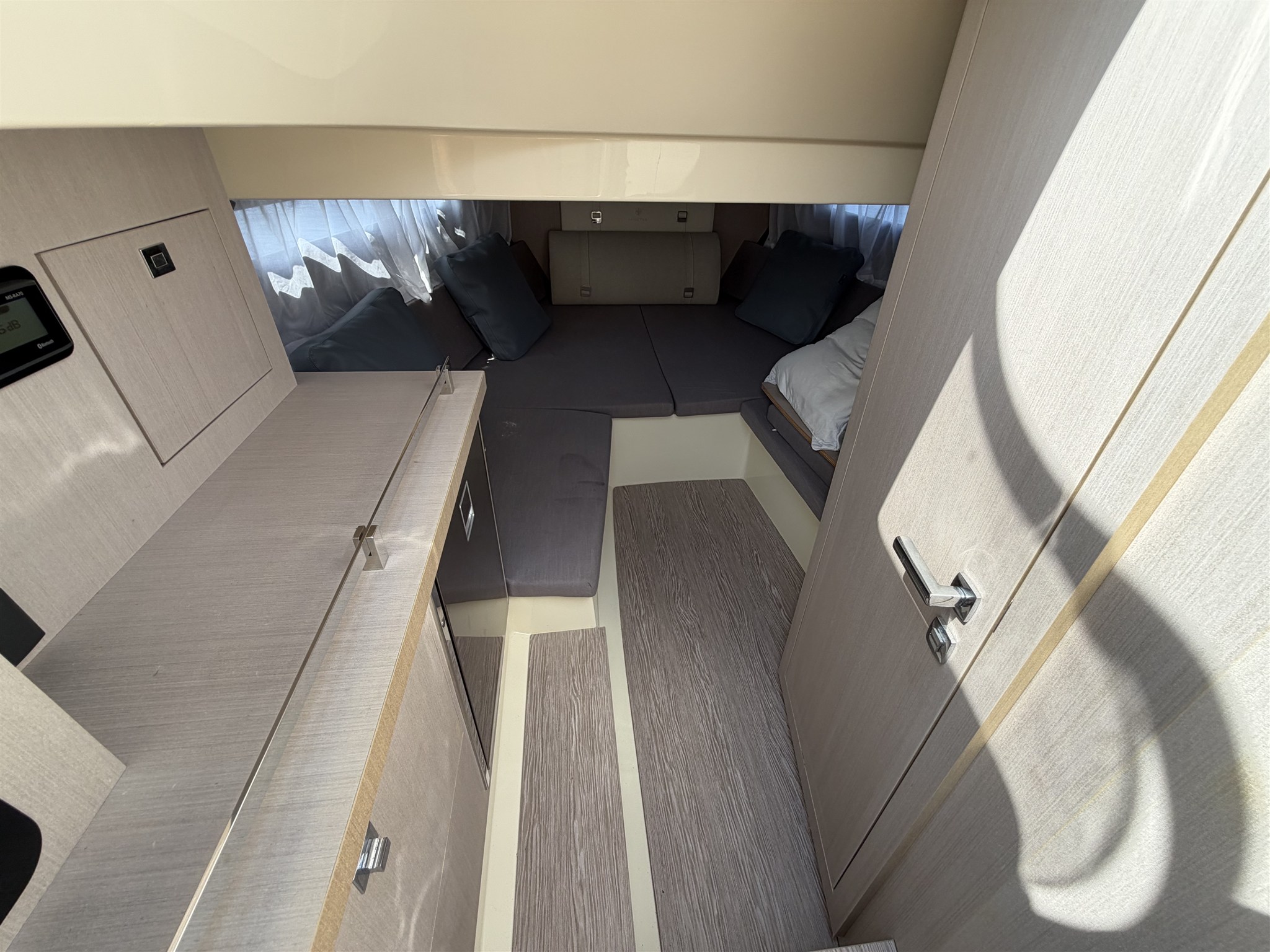 foto: 25 Invictus GT 280