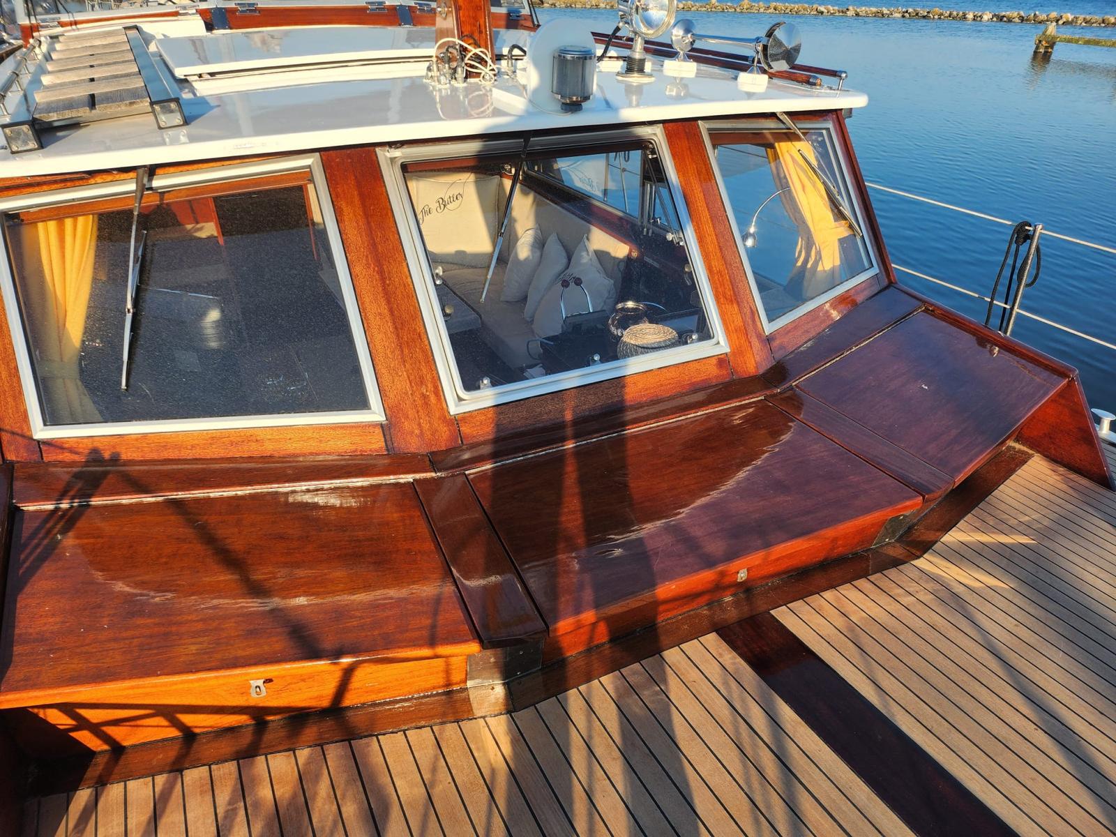 foto: 75 Lowland Lowland Rondspant Kruiser 13.00 AK Cabrio