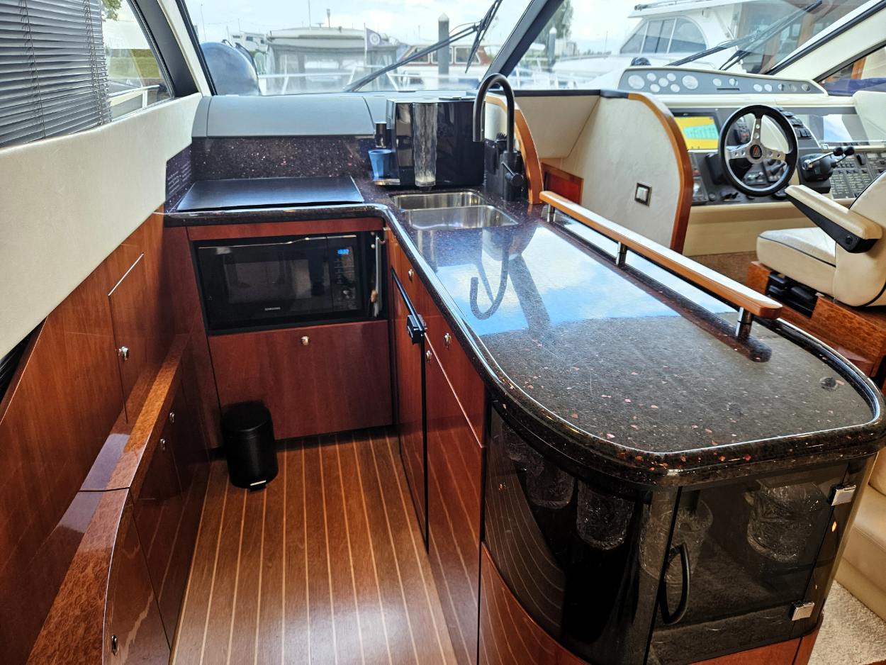 foto: 26 Fairline Phantom 50