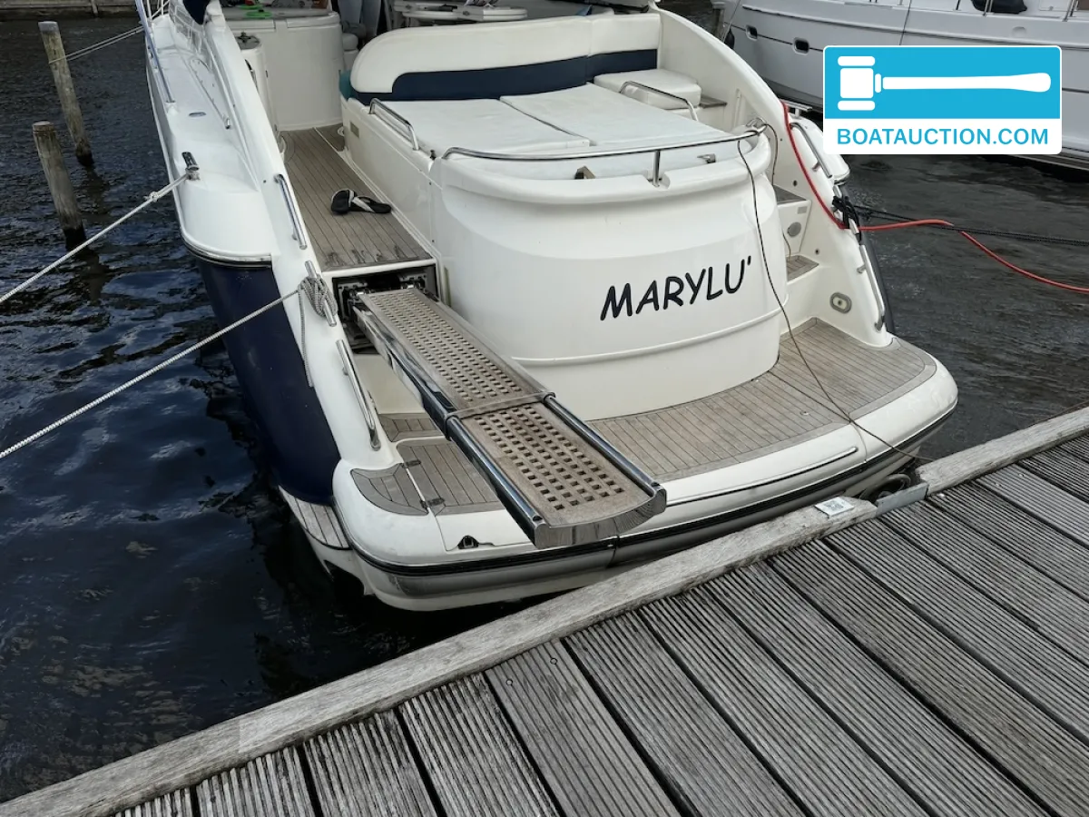 foto: 28 Fairline Targa 43