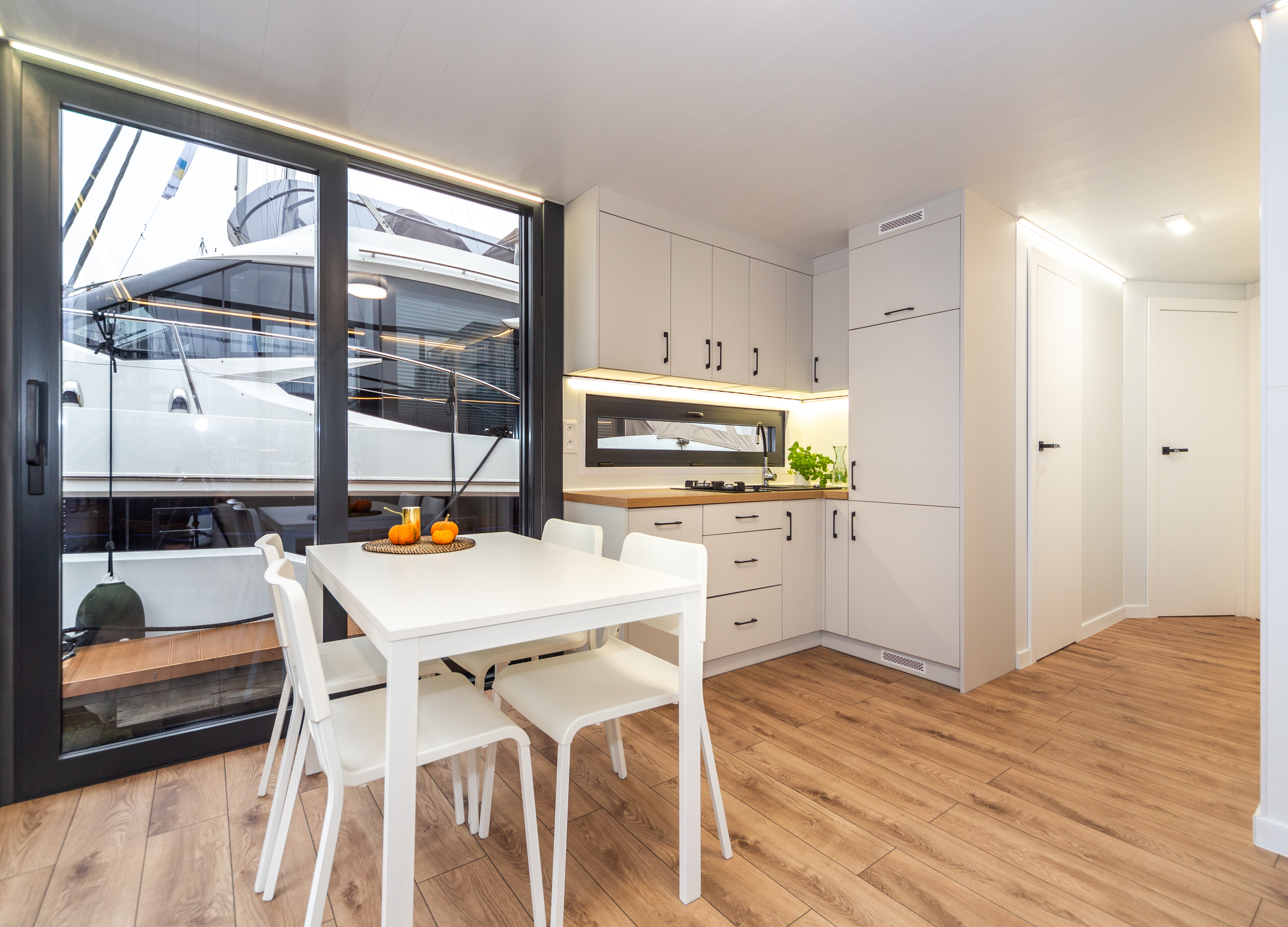 foto: 28 Aqua Apartamento 12 Houseboat Navigare