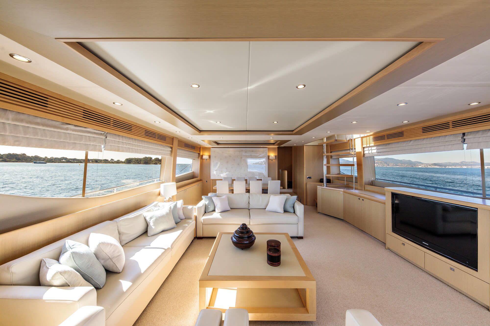 foto: 72 Princess 85