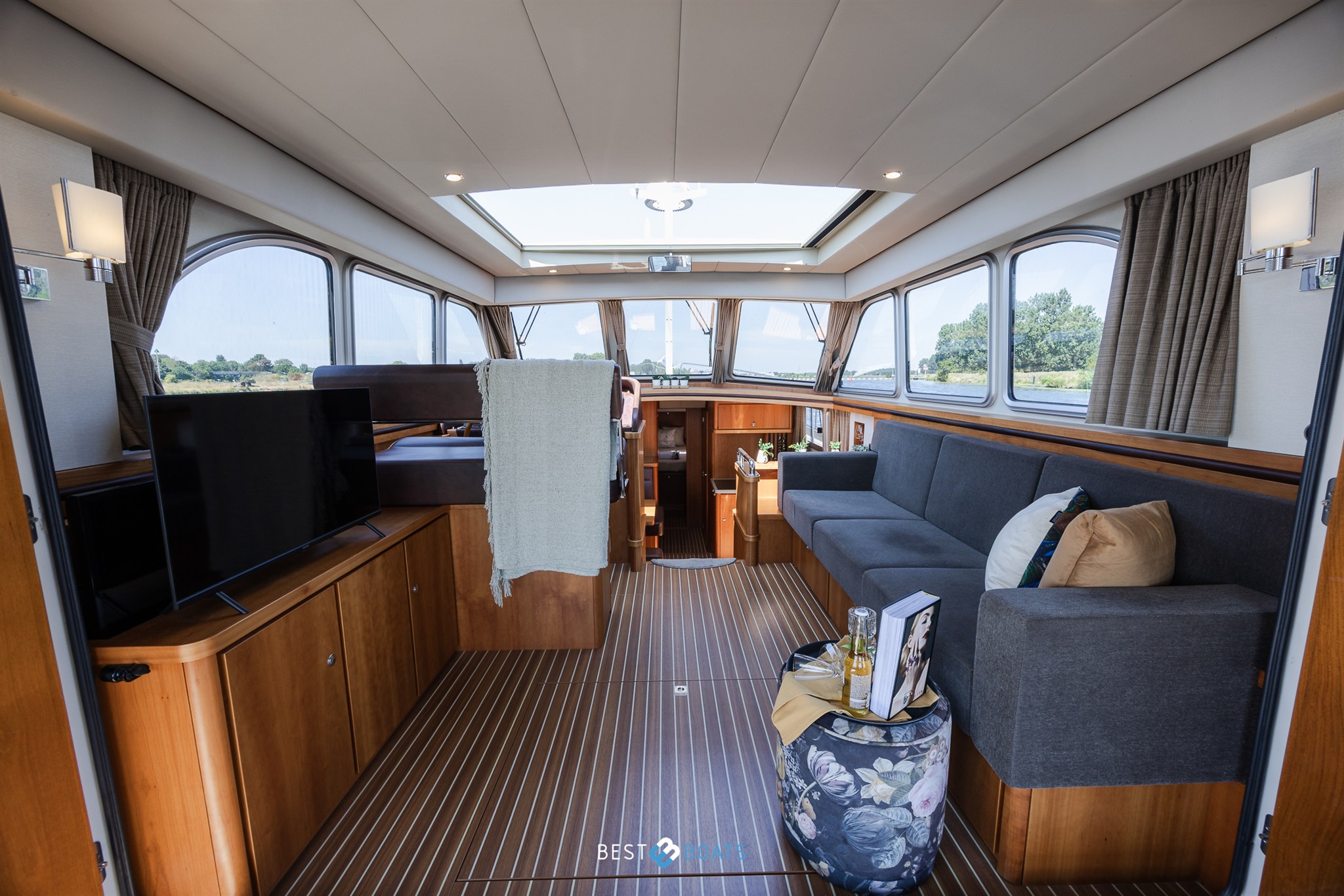 foto: 23 Linssen Grand Sturdy 470 Sedan Wheelhouse