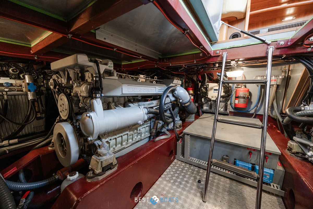 foto: 26 Linssen Grand Sturdy 500 Variotop MKII