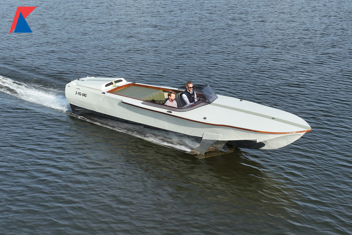 foto: 4 Volga Draagvleugelboot