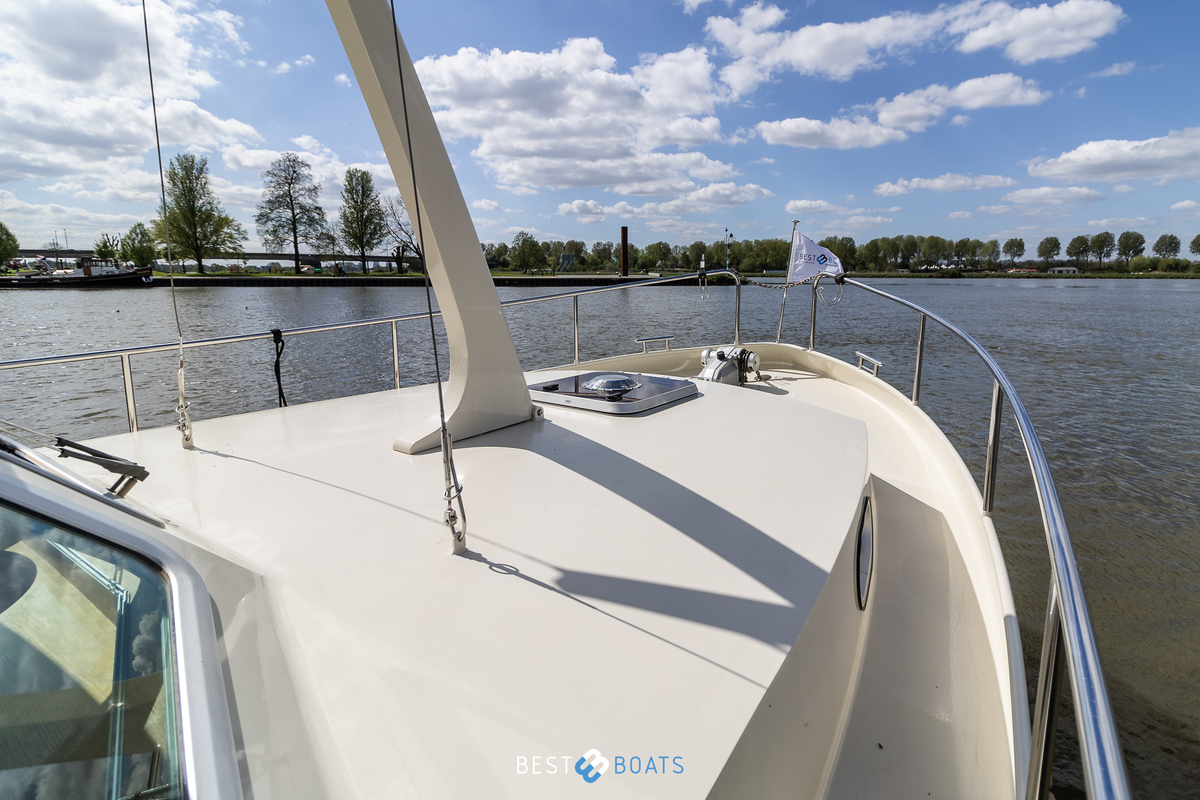 foto: 17 Linssen  Grand Sturdy 29.9 Sedan