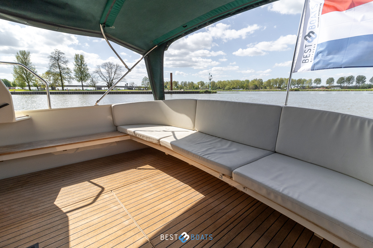 foto: 18 Linssen  Grand Sturdy 29.9 Sedan