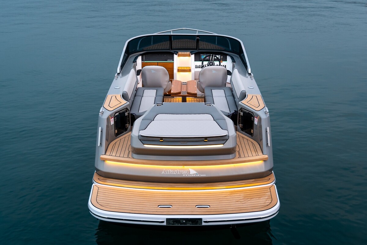 foto: 18 Alfastreet Marine 23 Cabin Evolution Electric