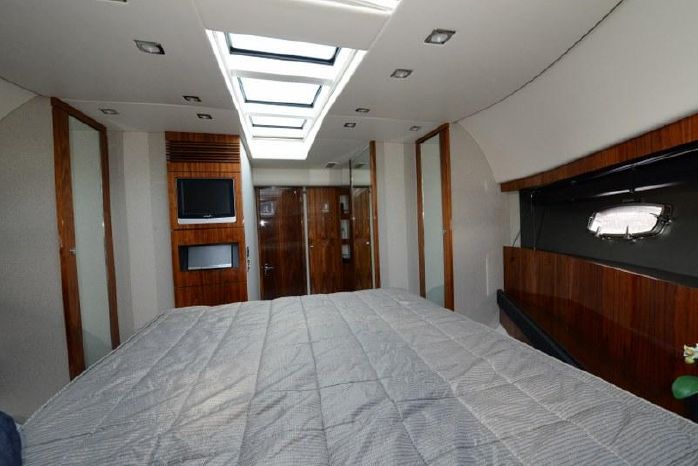 foto: 9 Fairline Squadron 65