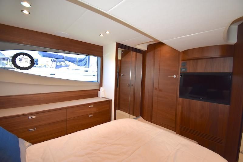 foto: 24 Princess  V50 incl.Williams 325