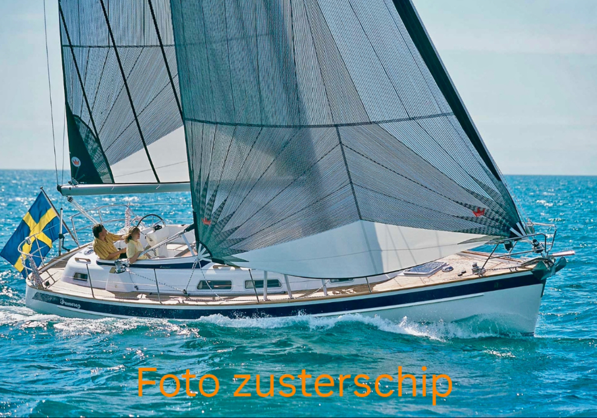 foto: 10 Hallberg Rassy 37