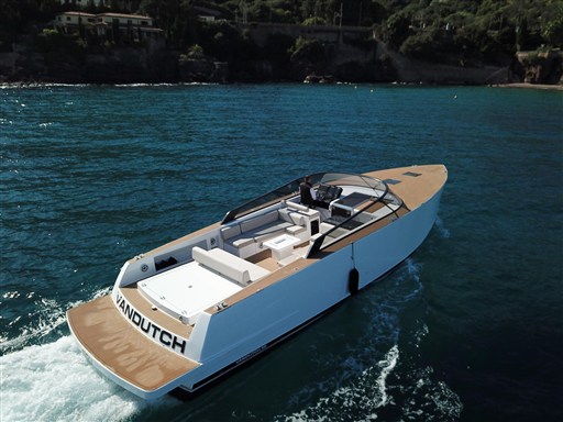 foto: 16 Vandutch 48