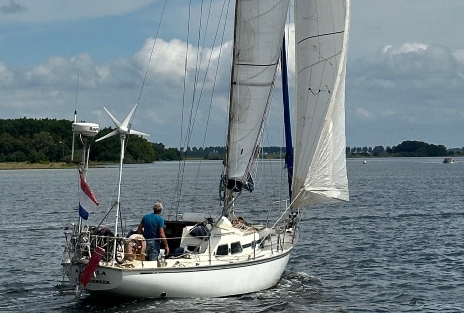 foto: 49 Frans Maas Raider 35
