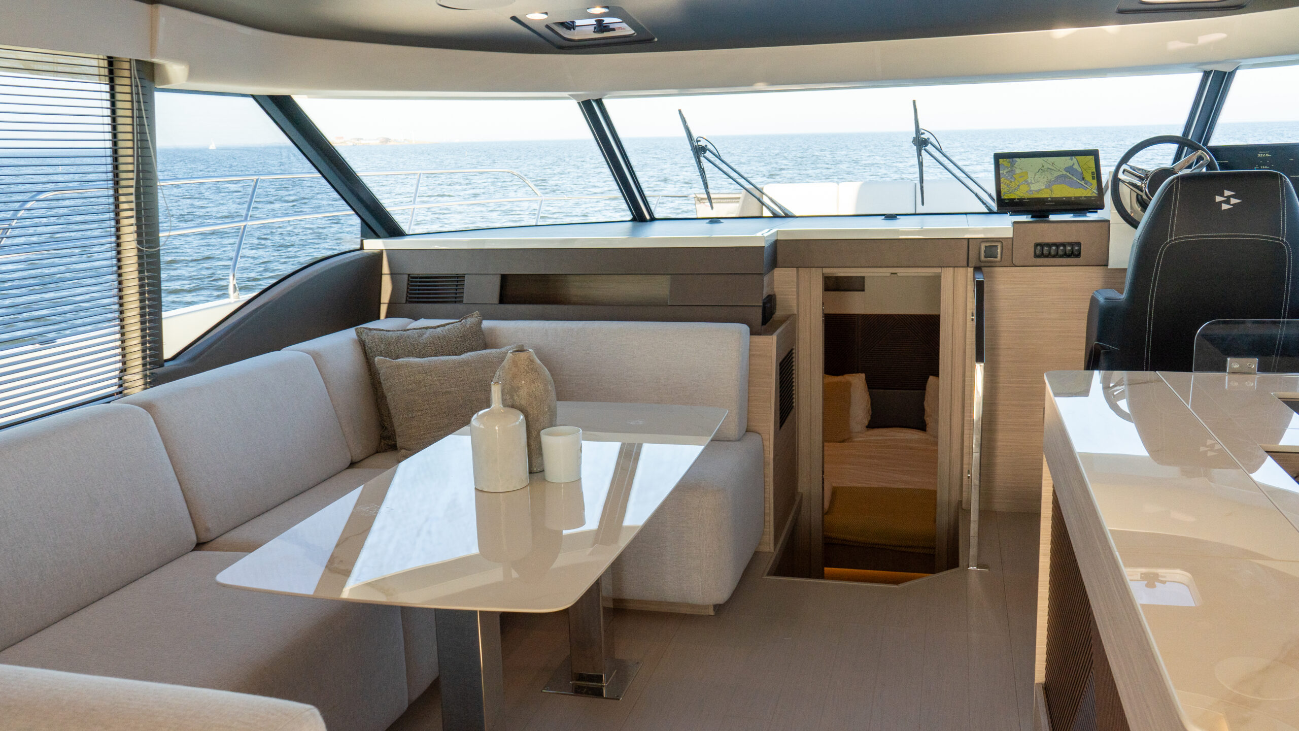 foto: 31 Prestige M48