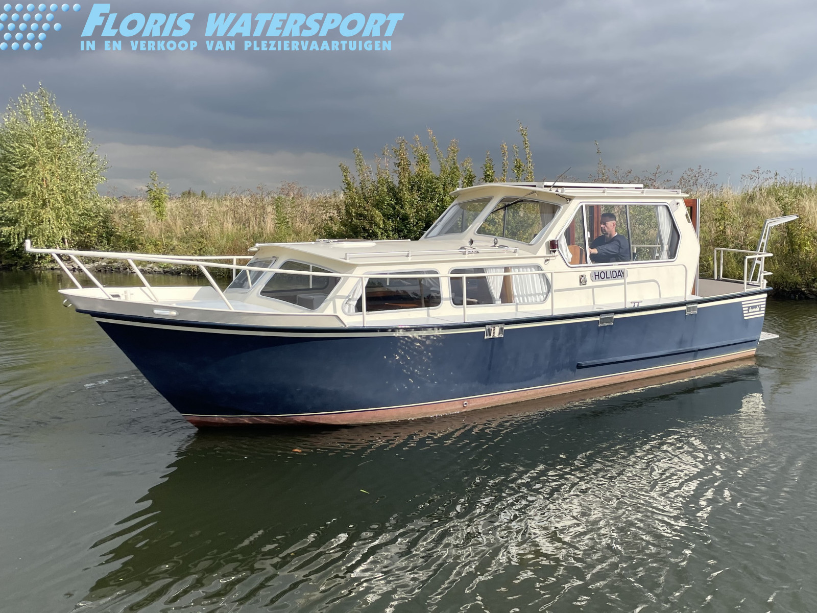 hoofdfoto: 1 Hooveld 850 Open Cabin