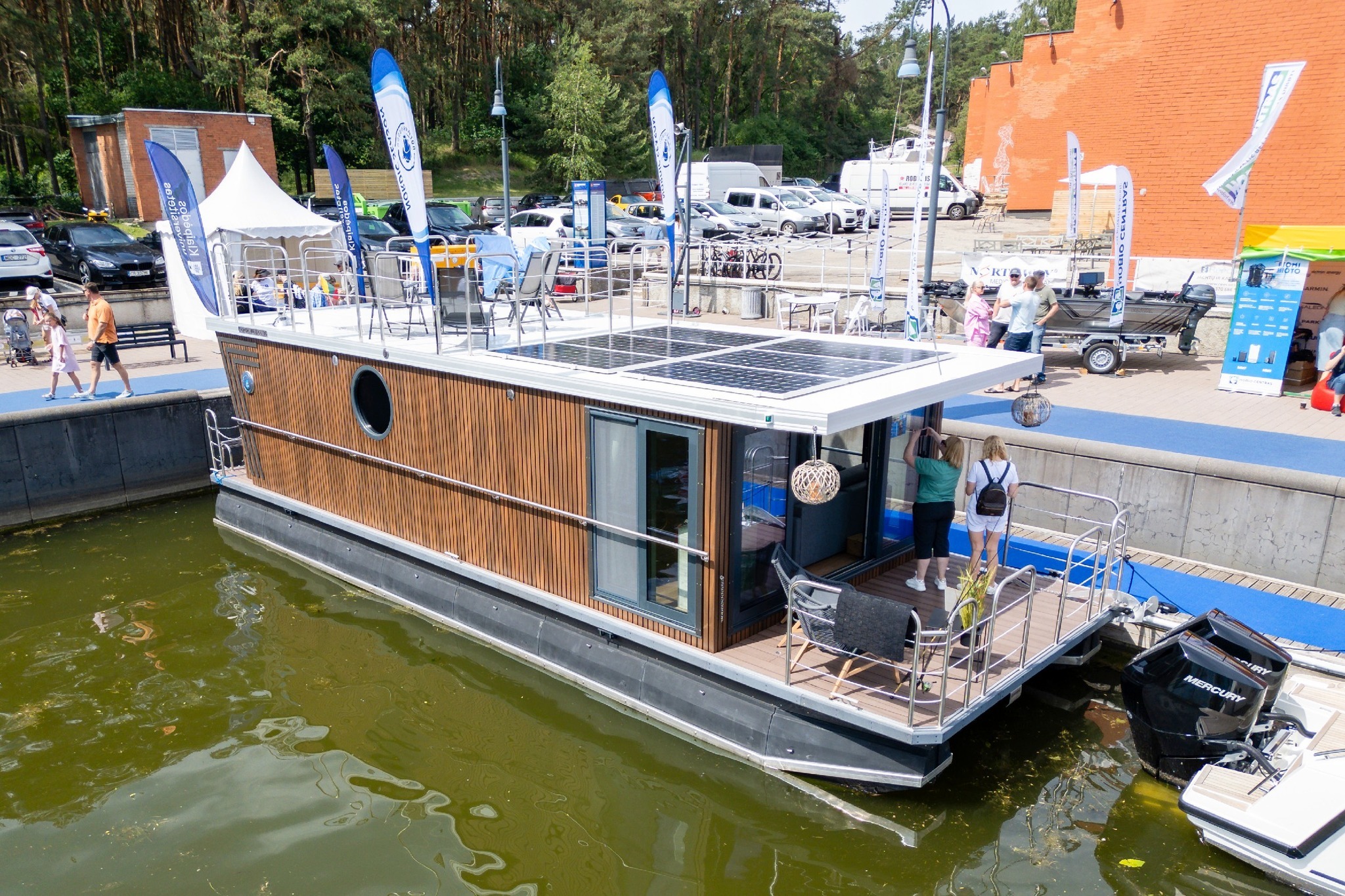 foto: 19 Nordic Season NS 40 Eco 36m2 DEMO Houseboat