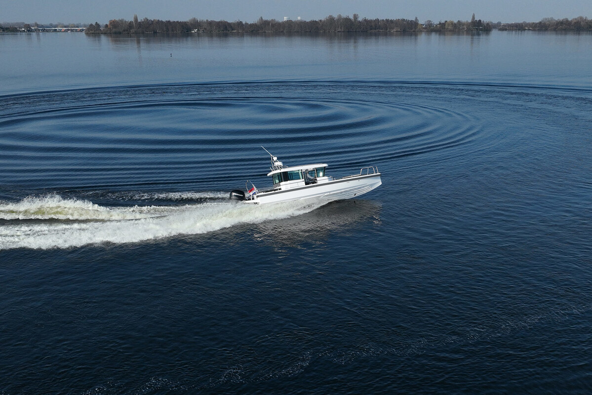 foto: 29 Axopar 28 Cabin - AC