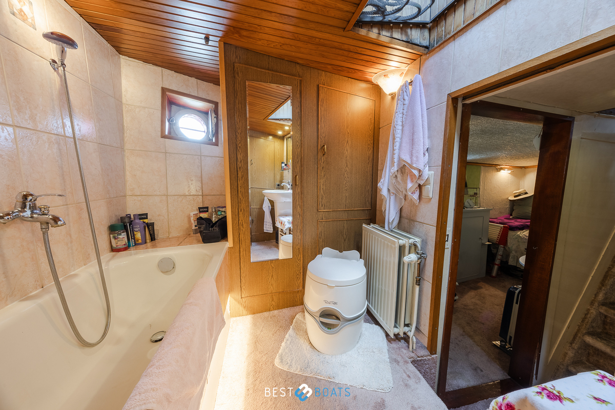 foto: 57 Sleepboot Limburgia 
