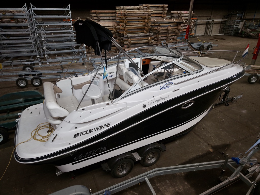 foto: 22 Four Winns Four Winns 258 Vista