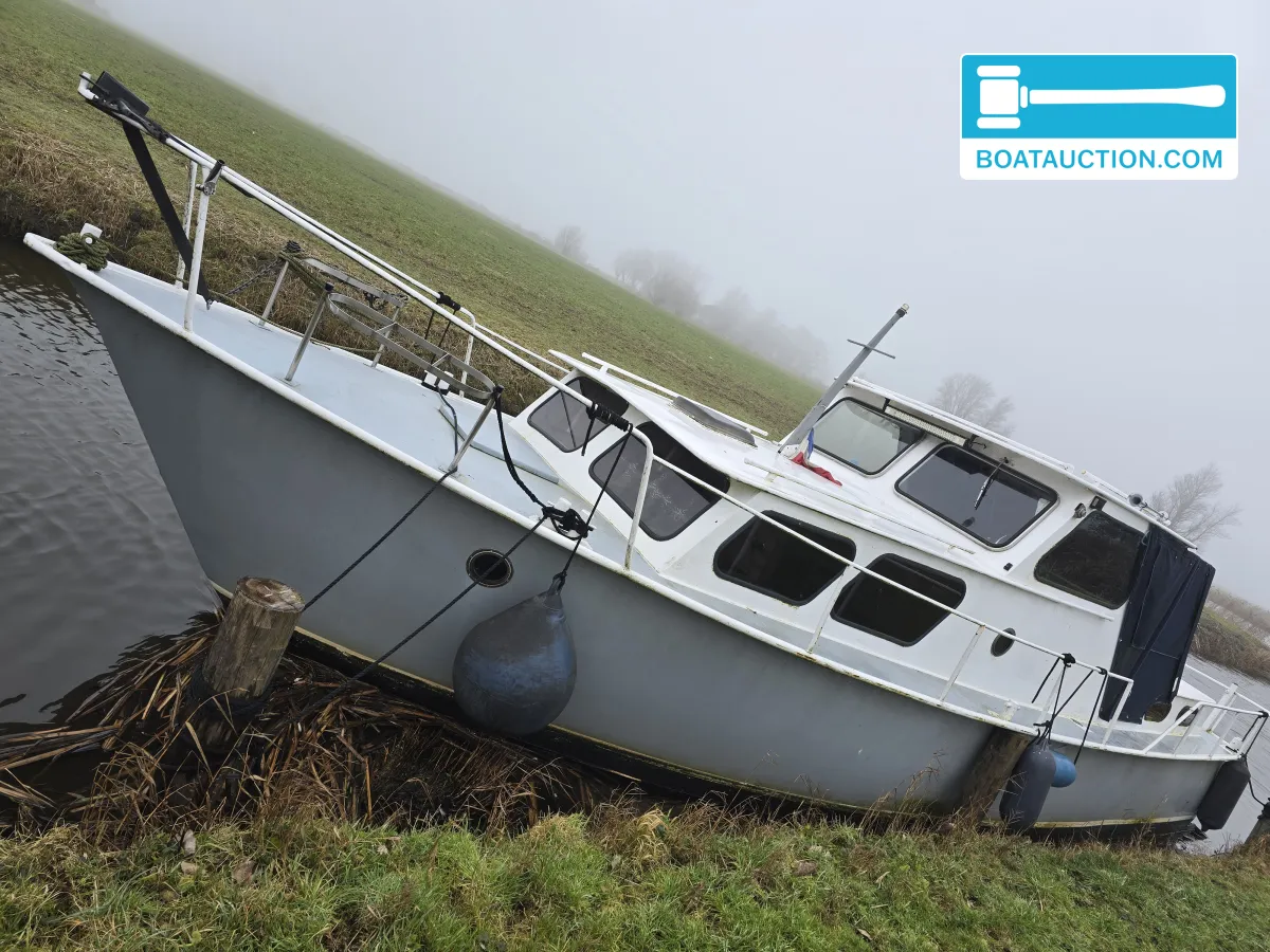 foto: 8 Motorboat 1100