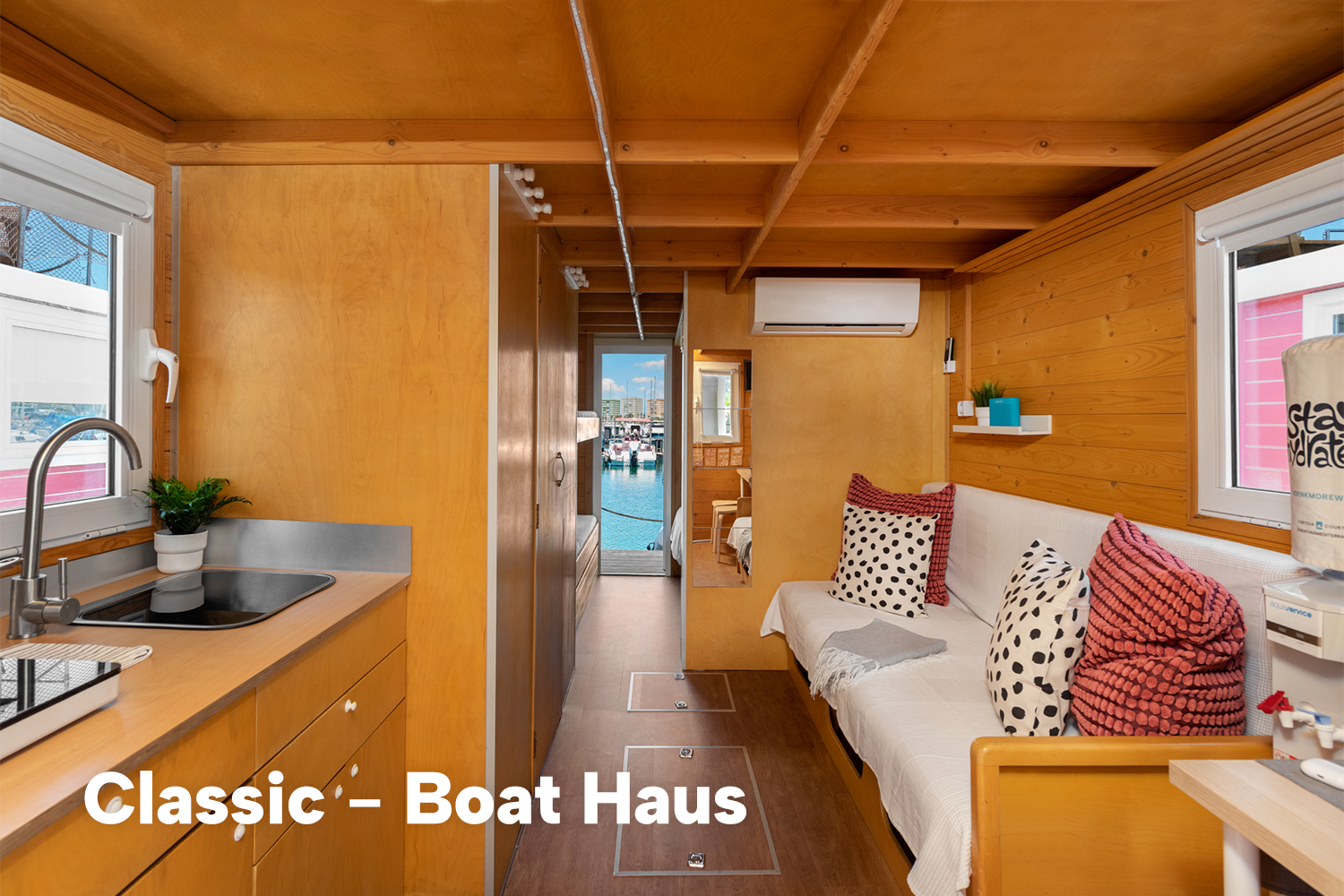 foto: 5 Boat Haus Mediterranean 8x3 Classic Houseboat