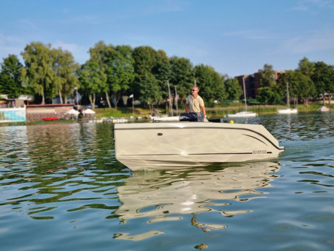 foto: 7 Silver Yacht 555 Tender