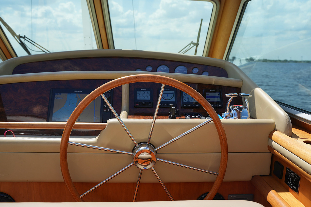 foto: 48 Linssen Grand Sturdy 500 Variotop Mark II