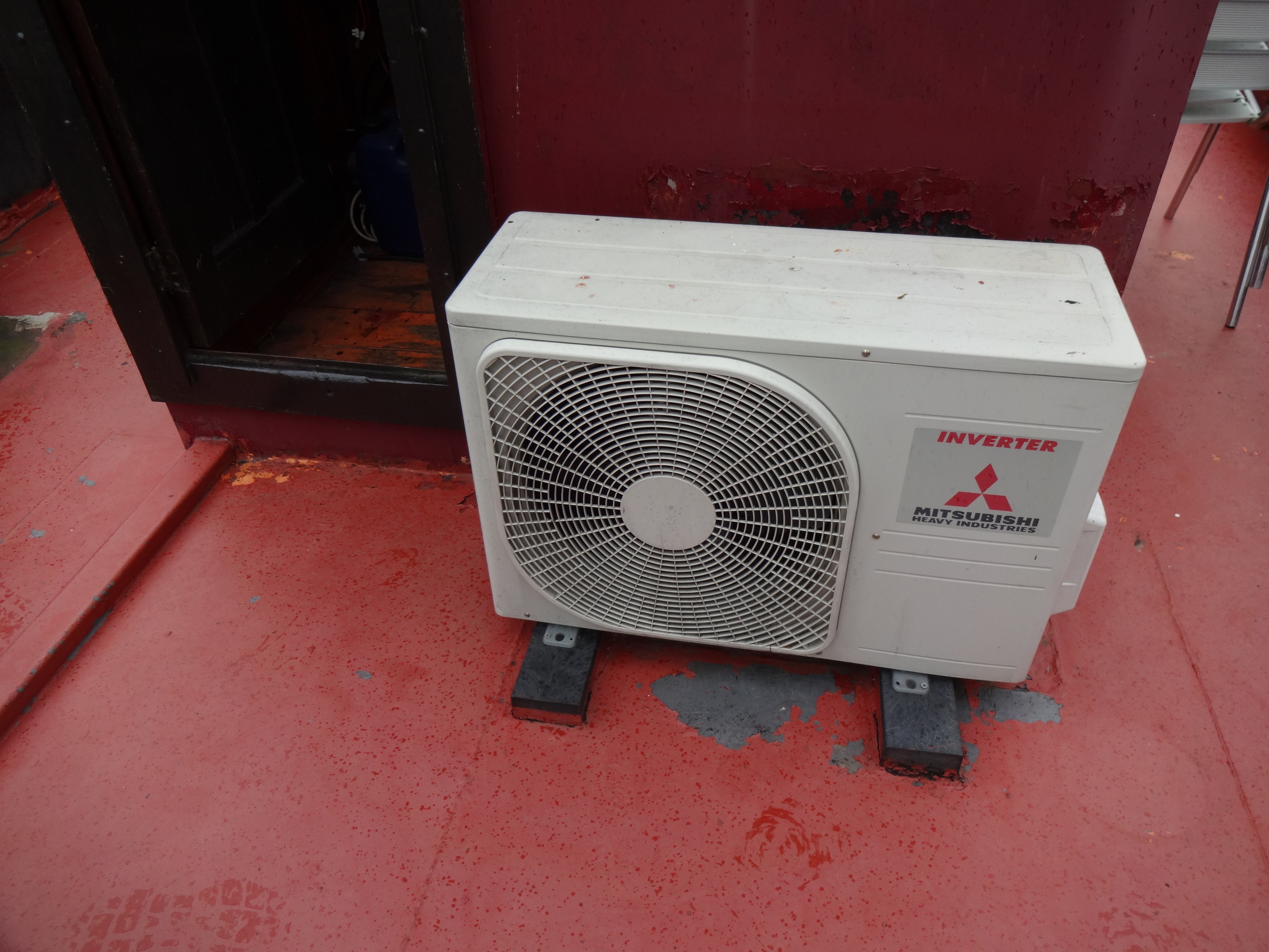 foto: 14 Noordzee Botter 1500 Motor/woonboot