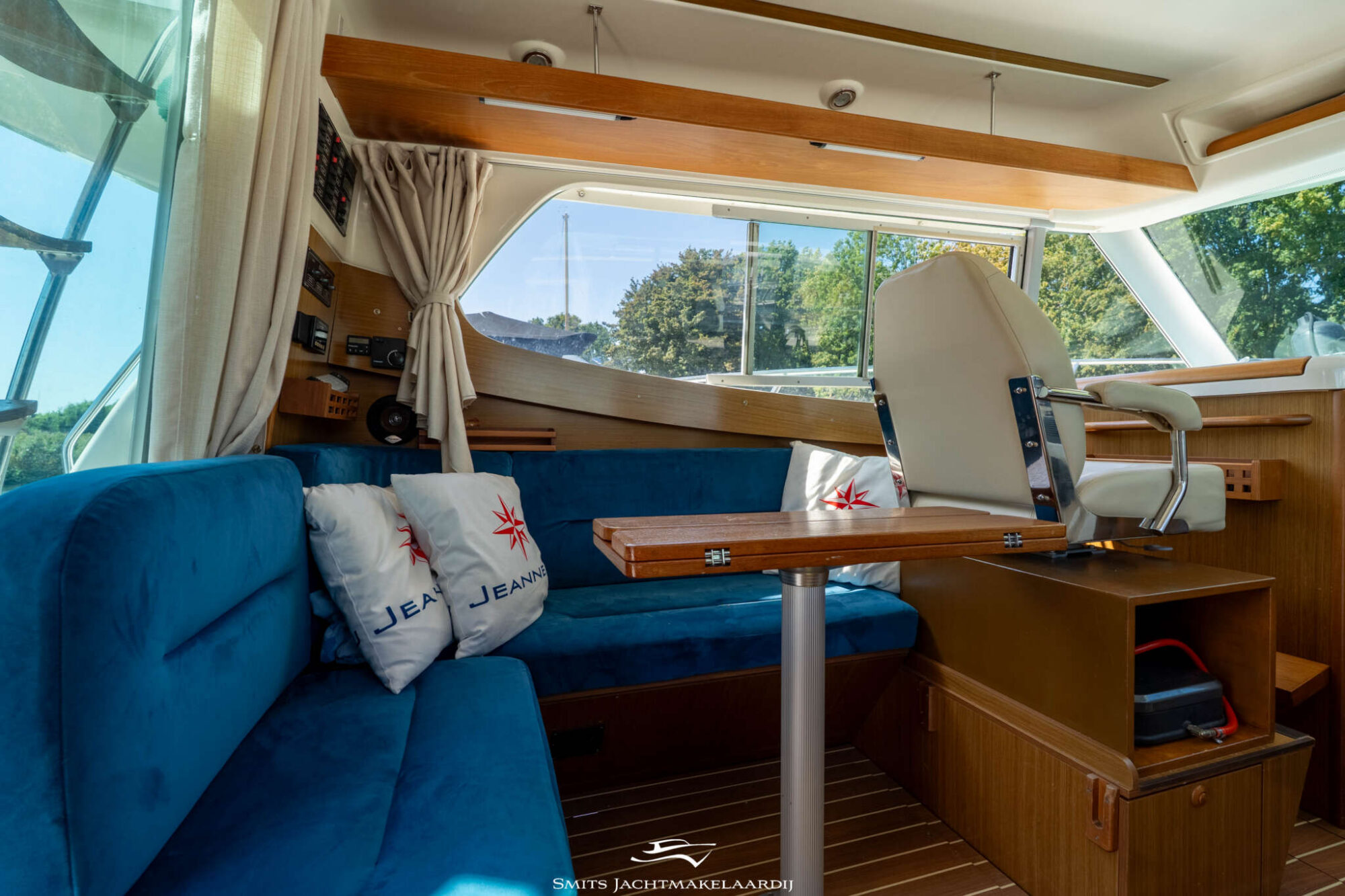 foto: 18 Jeanneau Jeanneau Merry Fisher 9.25 Flybridge