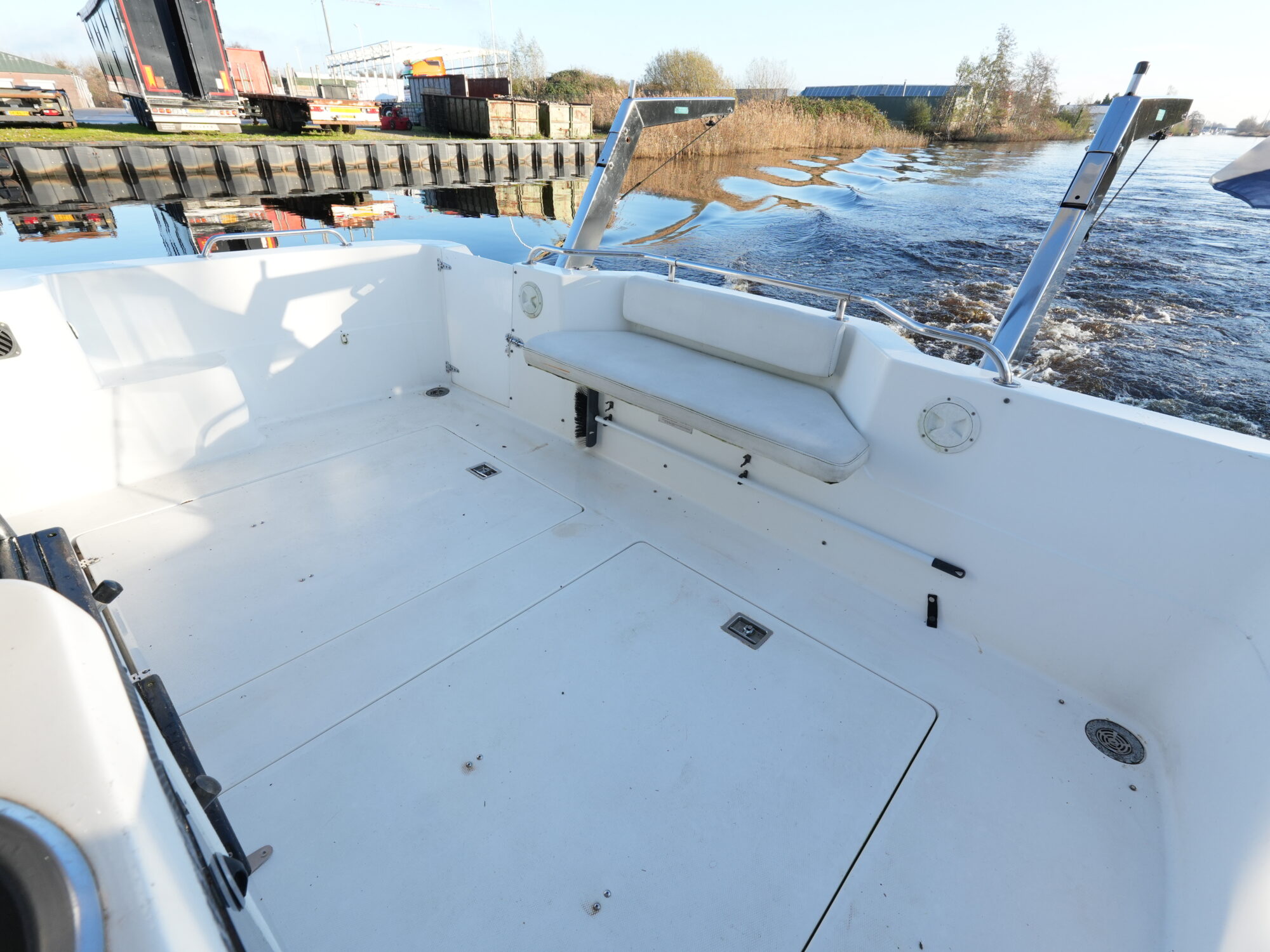 foto: 21 Bayliner Bayliner 3688 Flybridge