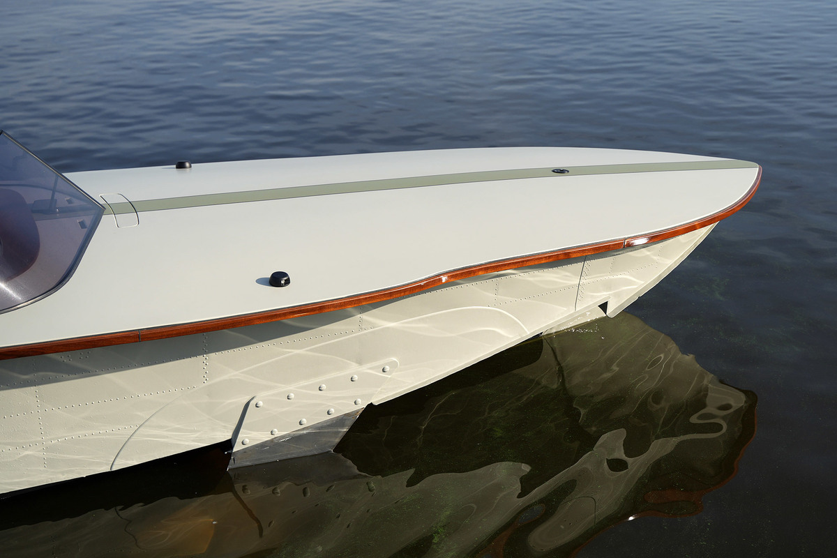 foto: 32 Volga Draagvleugelboot