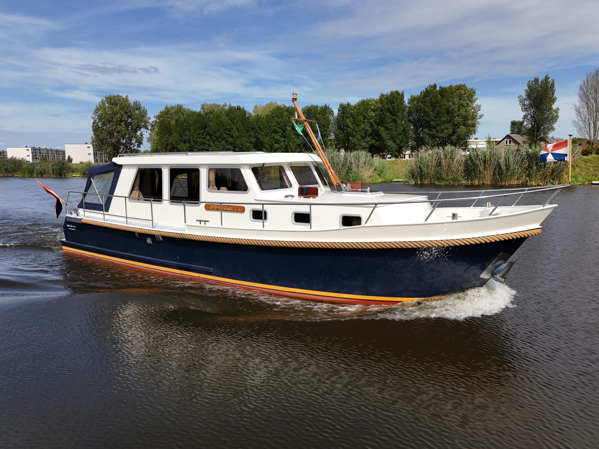 hoofdfoto: 1 Crown yachts Crown Kruiser 10.90 ZLK Spiegeldeur