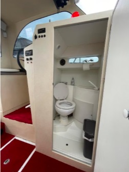 foto: 6 Pilotina 8,50  Flybridge