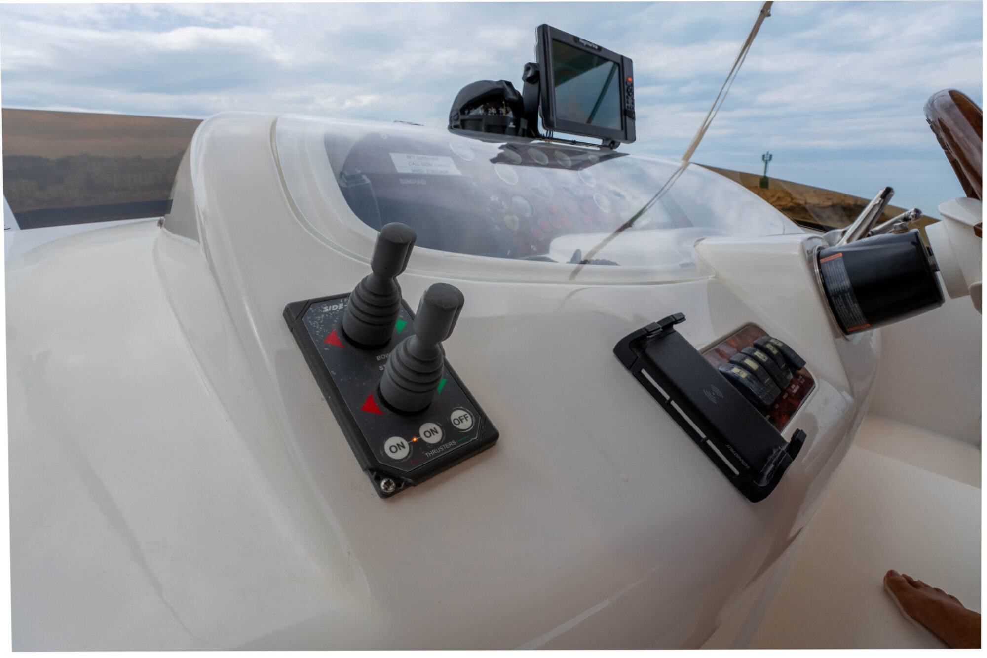 foto: 75 Fairline Fairline Squadron 62/65