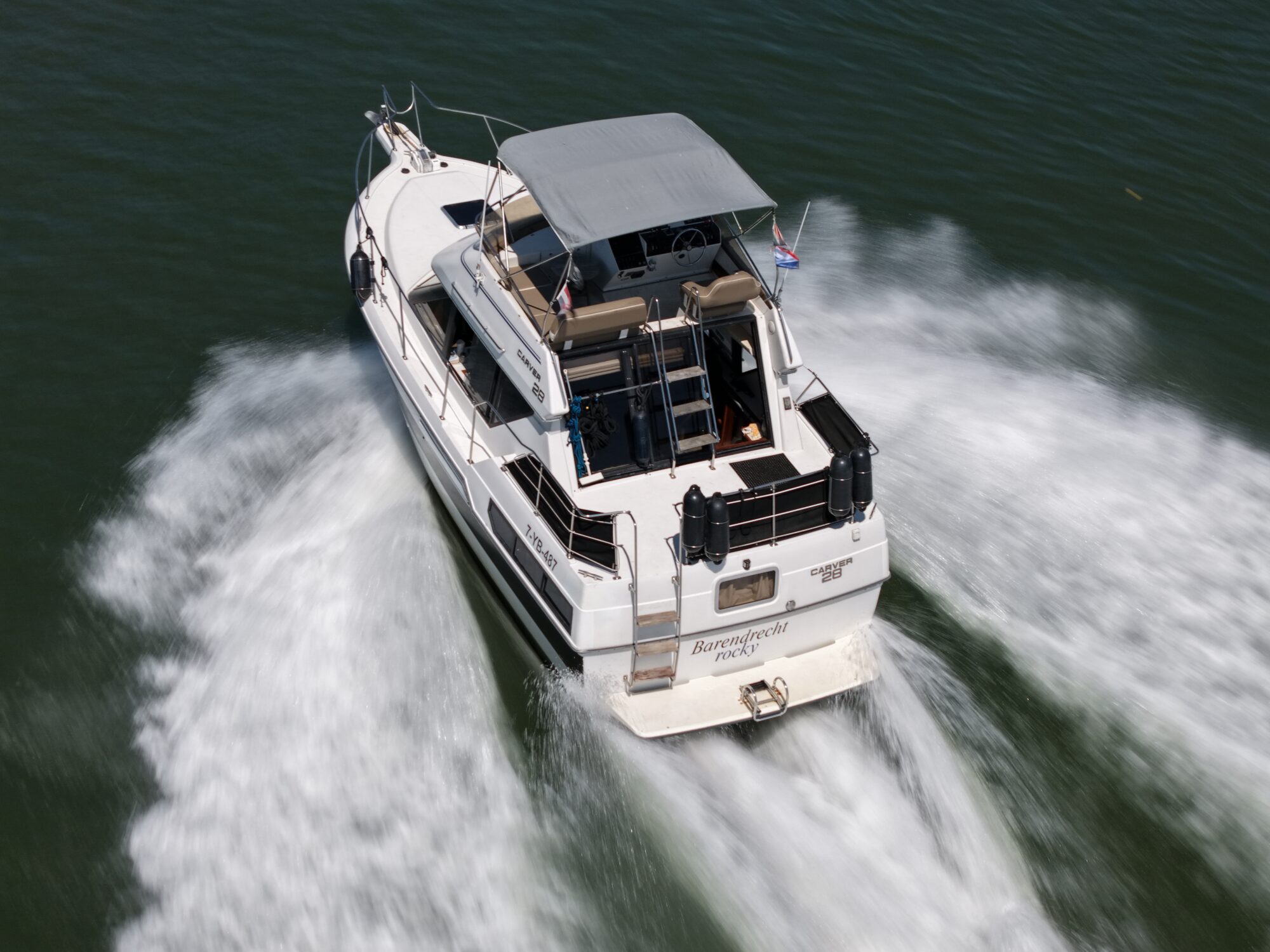 foto: 37 Carver Carver 28 Flybridge